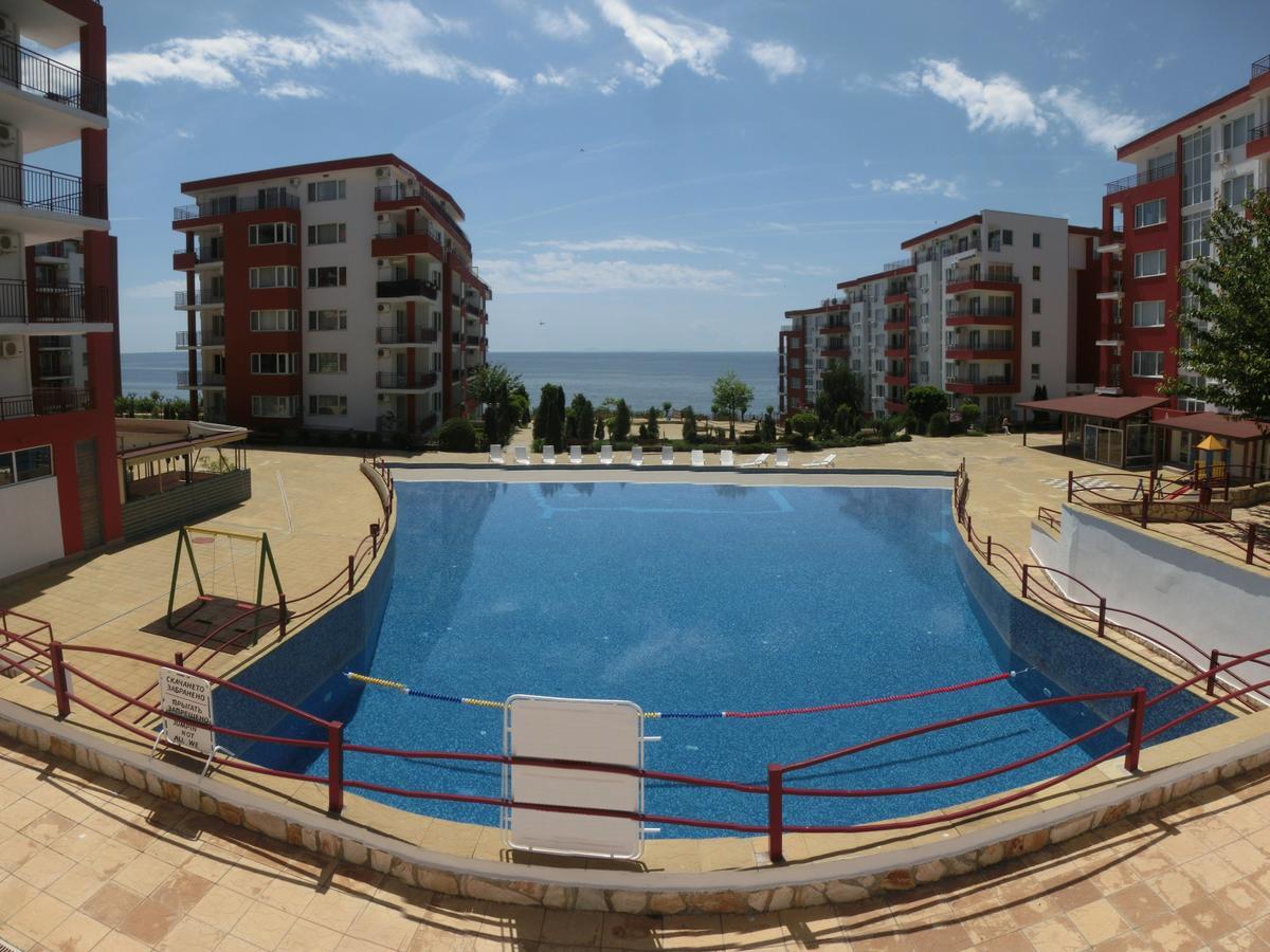 Sea View Apartment, Panorama, Pools And Beach, Свети-Влас Экстерьер фото