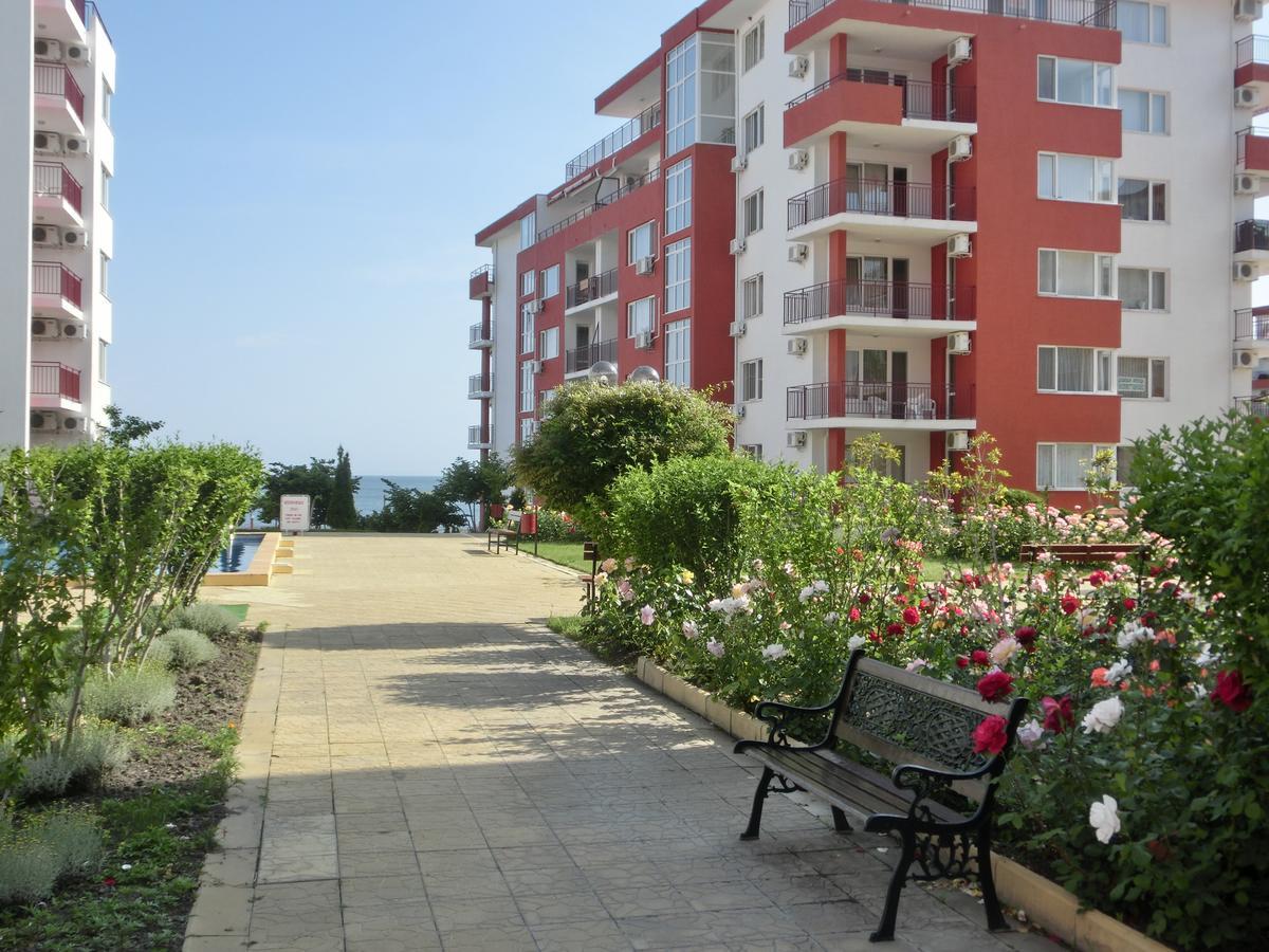 Sea View Apartment, Panorama, Pools And Beach, Свети-Влас Экстерьер фото